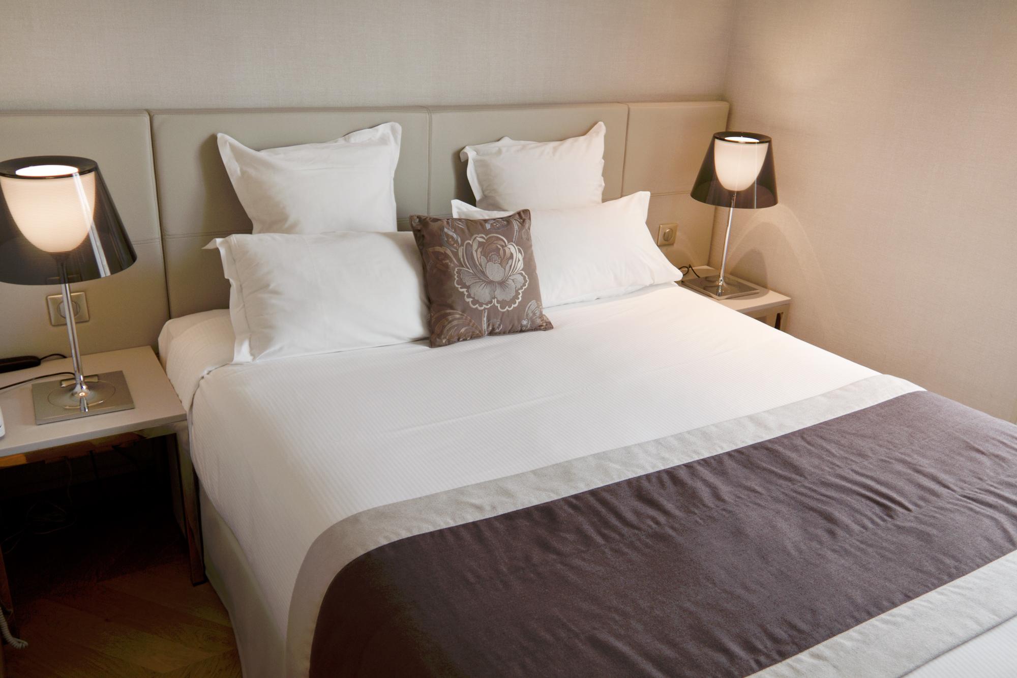 Hotel Tourisme Avenue Paris Bagian luar foto